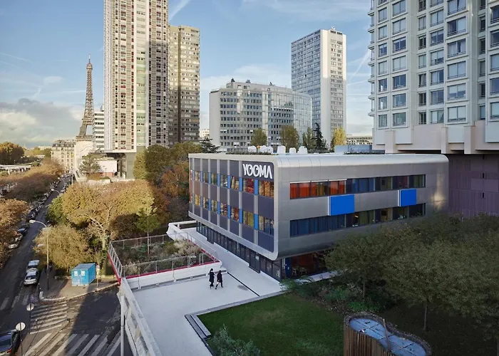 Yooma Urban Lodge Tour EiffelHotel Parijs